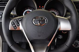 2011款丰田ZELAS杰路驰