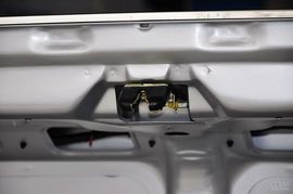 2011款长安铃木羚羊1.3L超值版