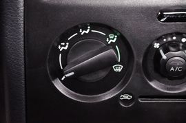 2011款长安铃木羚羊1.3L超值版