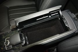 2016款奔驰CLS260逸彩版
