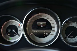 2016款奔驰CLS260逸彩版