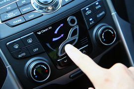 2011款索纳塔八试驾