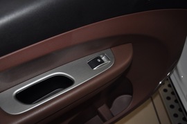 2016款东风风行景逸X5