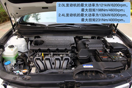 2011款索纳塔八试驾