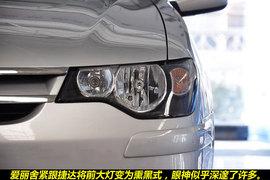 2011款东风雪铁龙爱丽舍三厢