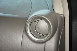 2015款日产阳光1.5XE