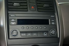 2015款日产阳光1.5XE