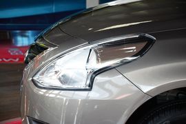 2015款日产阳光1.5XE