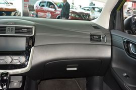 2016款日产TIIDA