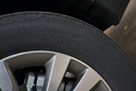 2016款吉利博越2.0L手动两驱智尚型