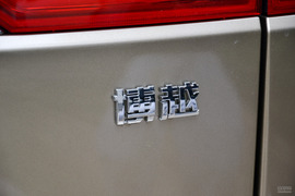 2016款吉利博越2.0L手动两驱智尚型