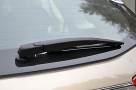 2016款吉利博越2.0L手动两驱智尚型