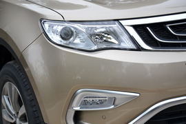 2016款吉利博越2.0L手动两驱智尚型