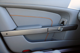 2012款阿斯顿马丁Virage