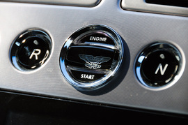 2012款阿斯顿马丁Virage