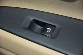 2016款三菱欧蓝德