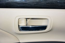 2016款三菱欧蓝德