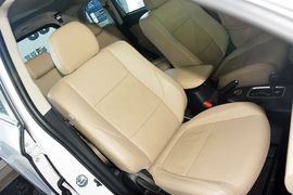 2016款三菱欧蓝德