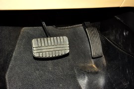 2016款三菱欧蓝德