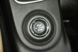 2016款三菱欧蓝德