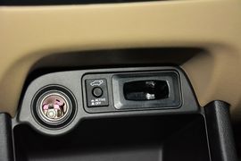 2016款三菱欧蓝德