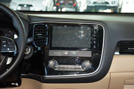 2016款三菱欧蓝德