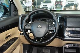 2016款三菱欧蓝德