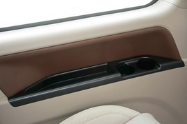 2017款东风风行菱智M5