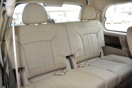 2017款东风风行菱智M5