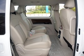 2017款东风风行菱智M5