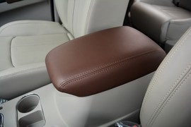 2017款东风风行菱智M5