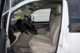 2017款东风风行菱智M5