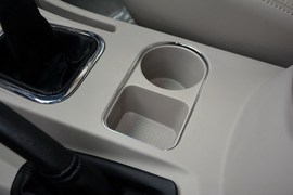 2017款东风风行菱智M5