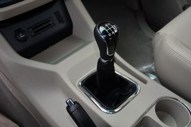 2017款东风风行菱智M5