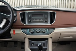 2017款东风风行菱智M5