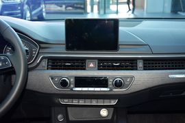 2017款奥迪A4L