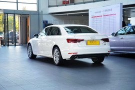 2017款奥迪A4L