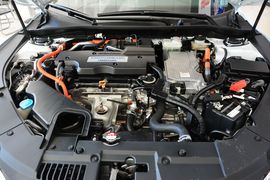 2016款本田雅阁混动