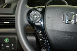 2016款本田雅阁混动