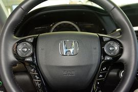 2016款本田雅阁混动