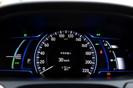 2016款本田雅阁混动