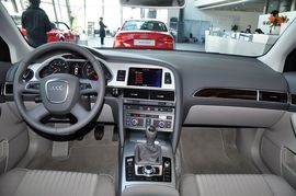 2011款奥迪A6L