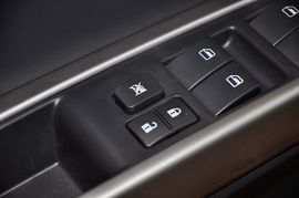 2011款风神S30
