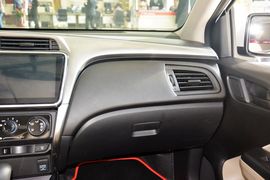 2015款本田锋范1.5L