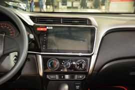 2015款本田锋范1.5L