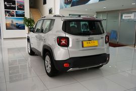   2016款Jeep自由侠 1.4T自动劲能版+