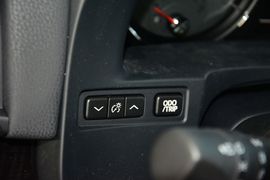 2017款丰田皇冠2.0T运动版