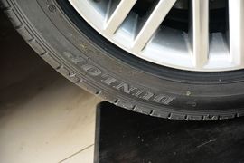 2017款丰田皇冠2.0T运动版