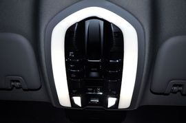 2010款保时捷Panamera