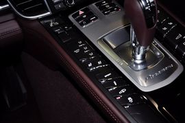 2010款保时捷Panamera